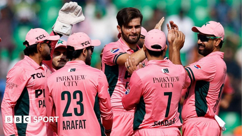 England at 95/4 in 4th ODI vs Pakistan at Lahore's Gaddafi Stadium