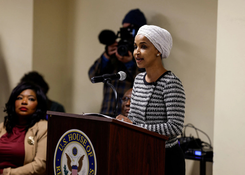 Federal agents raid Rep. Ilhan Omar's Washington home
