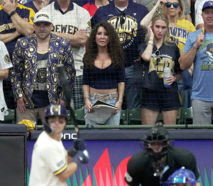 Front Row Amy becomes icon in Brewers’ playoff run