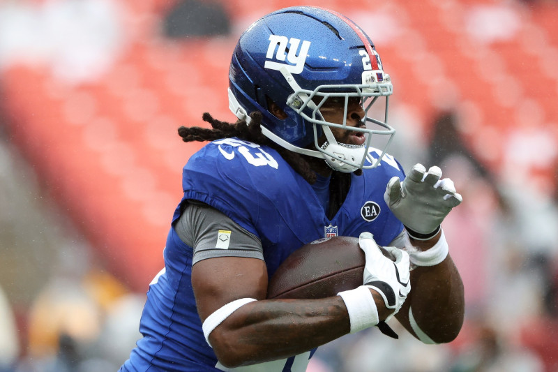 Giants Release Veteran Running Back Najee Harris After Limited Production