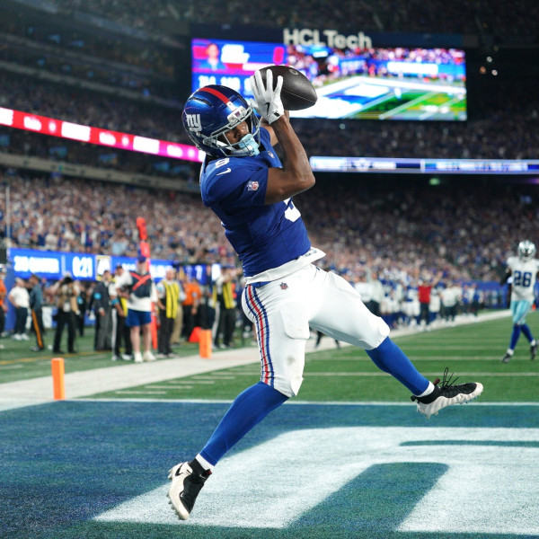 Giants TE Isaiah Likely Says He’s OK After Hobbling in Win Over Texans