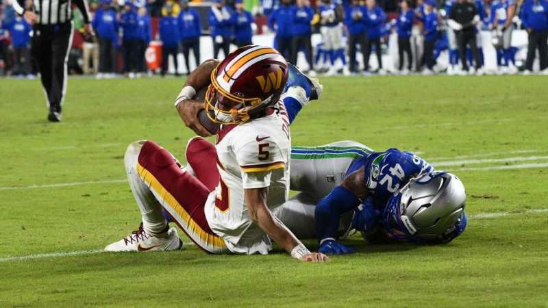 Jayden Daniels' Injury: The Latest on the Raider's Star Quarterback