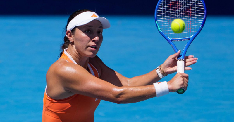 Jessica Pegula defeats Jasmine Paolini in straight sets