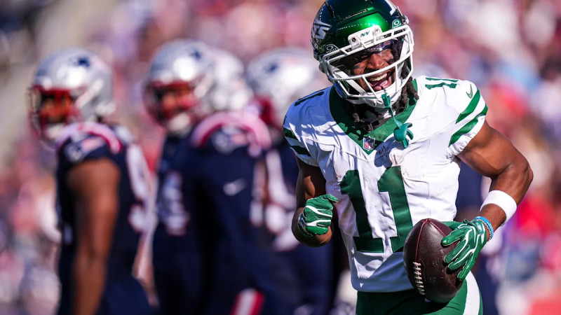Jets Rookie Omar Cooper Jr. Returns from IR, Posts 103-Yard Game in Loss to Patriots