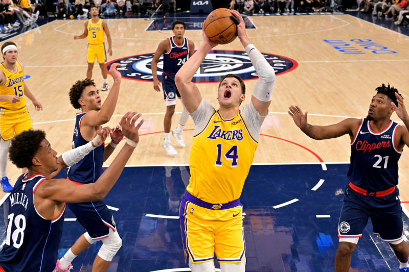lakers defeat clippers 103-87 at intuit dome