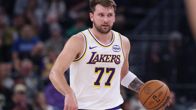 Lakers Visit Utah Jazz in Early-Season Western Conference Clash