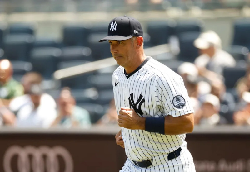 Jorge Posada says he no longer feels welcome with the Yankees