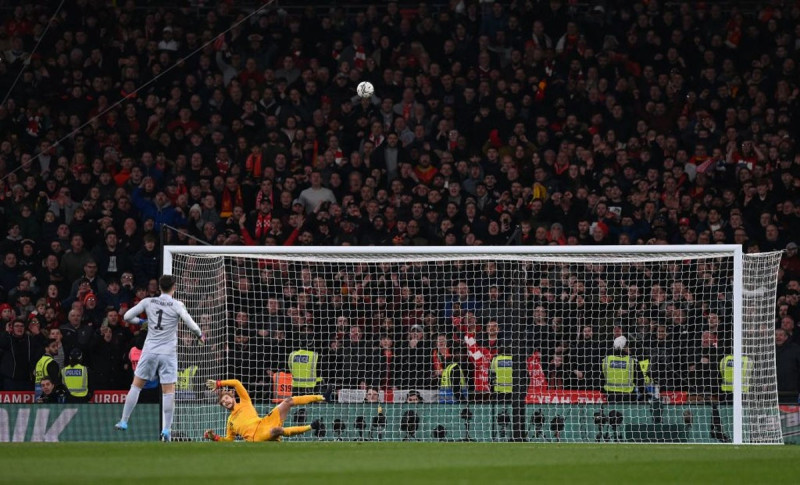 Liverpool vs Chelsea: Carabao Cup Clash Sparks Riveting Encounters on the Pitch