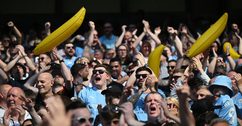 Manchester City Fans’ Banana Wave: A Retro Tradition Renewed at Anfield