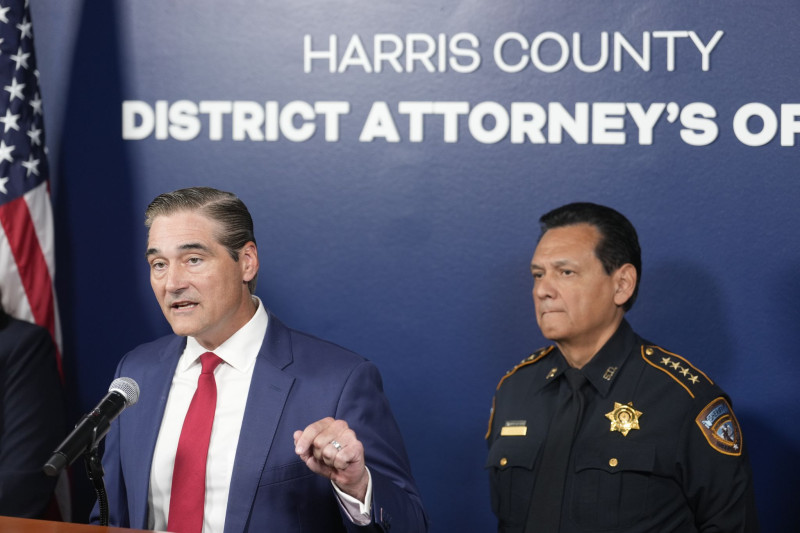 Mario Alberto Morales: ICE Agent Under Fire