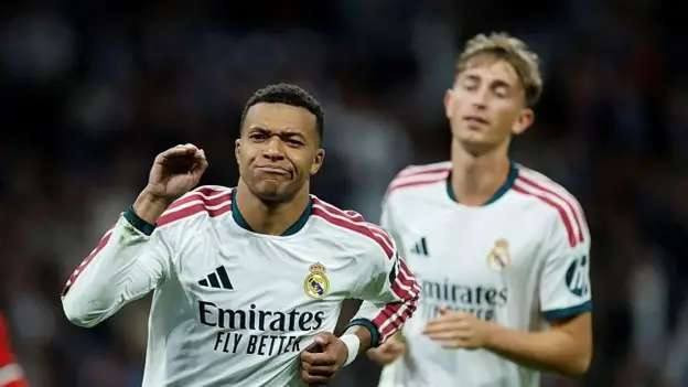 Mbappé Brace Powers Real Madrid to 2-1 Clásico Win at Camp Nou