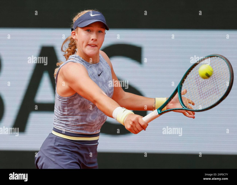 Mira Andreeva's Ascent to Stardom: A Blossoming Tennis Phenomenon