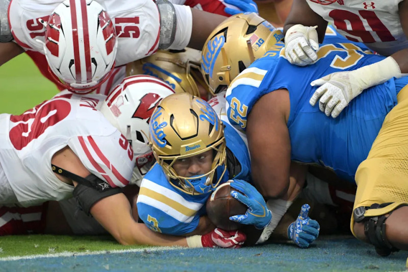 No. 12 UCLA Bruins Defeat Wisconsin 17-7 at Rose Bowl, Remain Undefeated