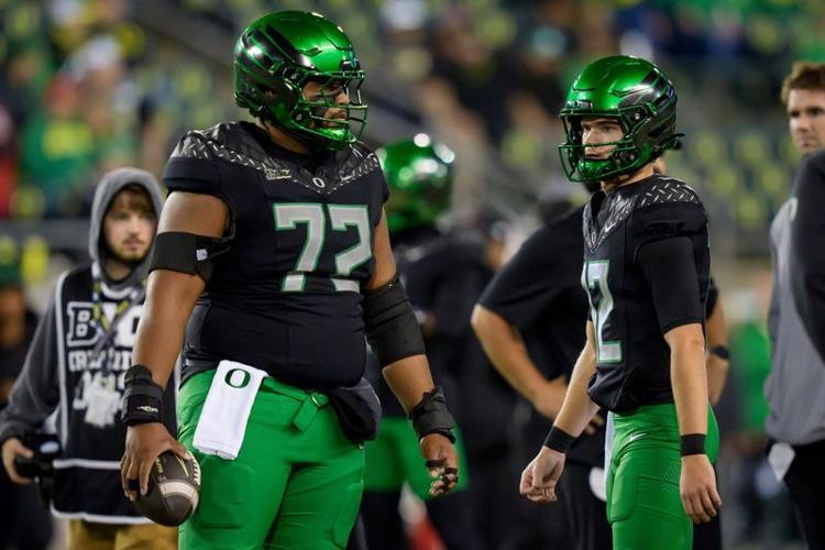 Oregon Ducks Edge Nebraska Cornhuskers 17-14 in Fourth-Quarter Comeback