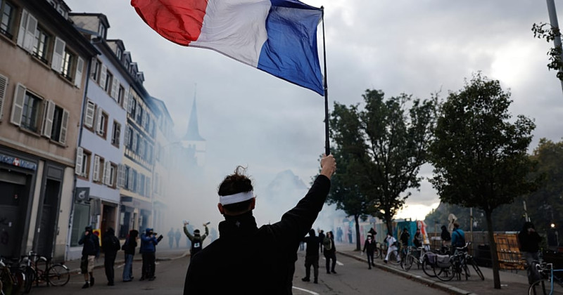 Over 1,300 arrested as French protests over education and living costs intensify