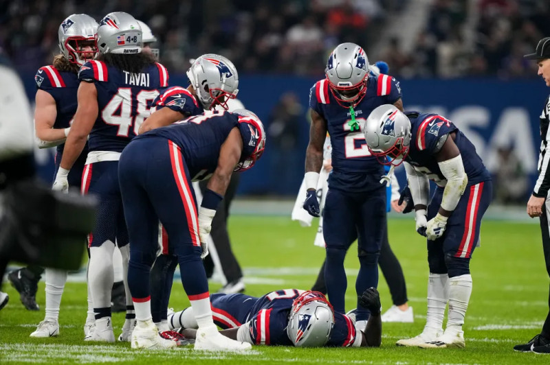 Patriots Face Turmoil as Injuries Mount and Standings Tighten