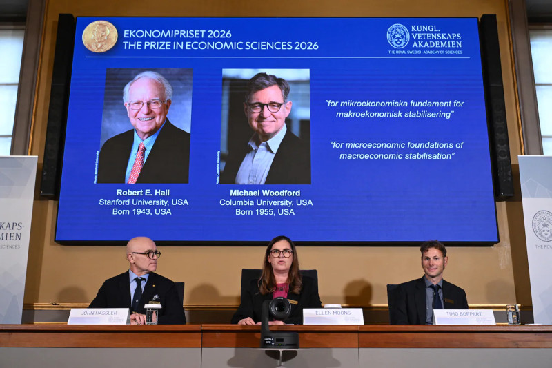 Robert E. Hall awarded Nobel Prize in Economic Sciences