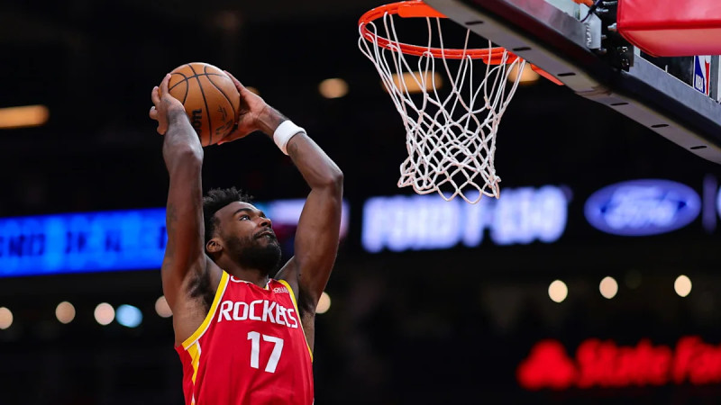 Rockets defeat Hawks 121-114 to start season 3-0