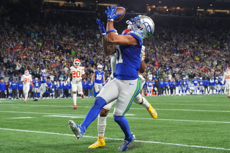Seahawks Upset Chiefs 20-3 on Sunday Night Football