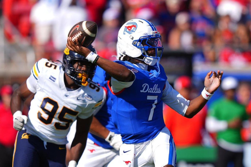SMU Beats Cal 59-20 in Week 8 Clash at Dallas