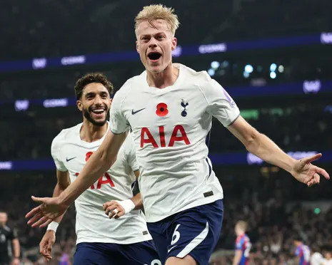 Spurs Dig Deep in Derby Showdown