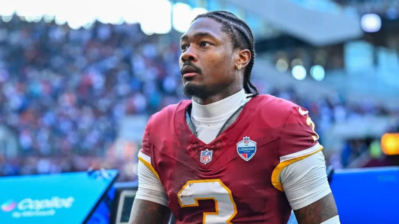 Stefon Diggs returns to play amid hamstring concerns