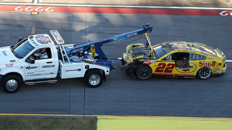 Talladega crash leaves Logano, Herbst shaken