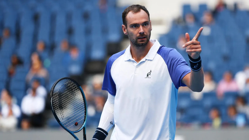 Rinky Hijikata loses to Roman Safiullin amid Maya Joint controversy