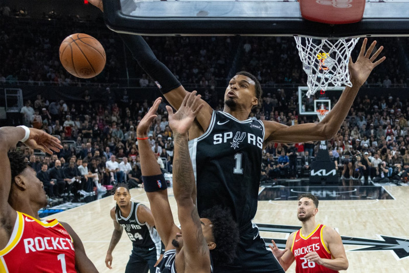 Rockets beat Spurs with Amen Thompson’s game‑defining block