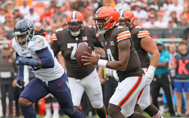 The Titans Square Off Against the Browns: A Clash of Titans