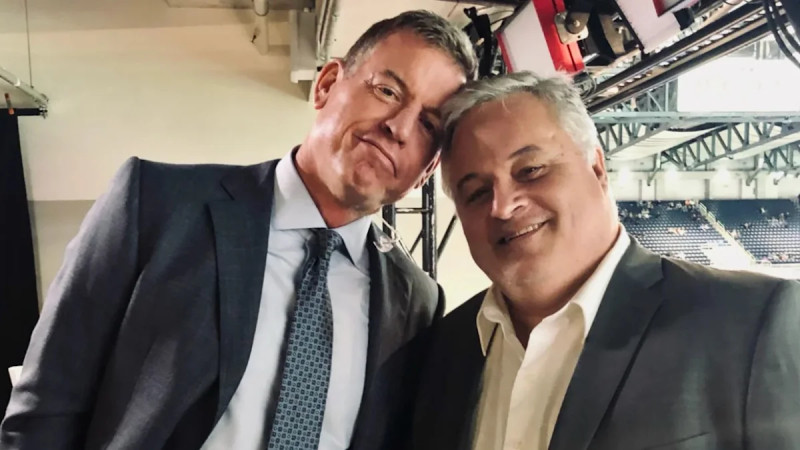 Troy Aikman's Emotional Tribute Marks End of Era in Sports Broadcasting