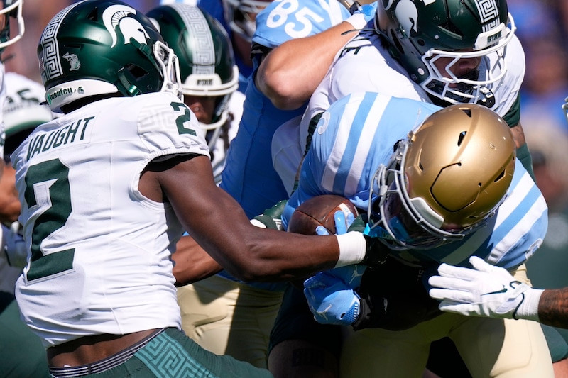 UCLA defeats Michigan State 28-10 to stay Big Ten's only unbeaten team