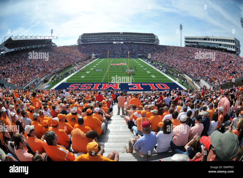 Ole Miss defeats Tennessee 24-21 in SEC showdown