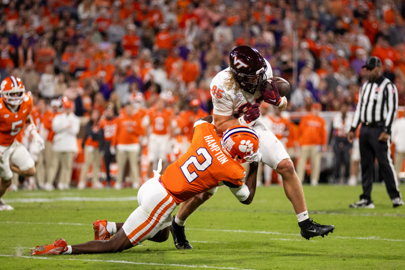 Virginia Tech edges Clemson 20-16 to secure bowl eligibility