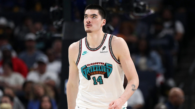 Zach Edey returns to the Grizzlies after ankle surgery